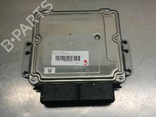 Used Engine control unit (ECU) HYUNDAI TUCSON (TL, TLE) 1.7 CRDi (116 hp) 11687826