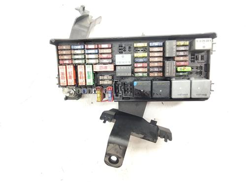 Used Fuse box MERCEDES-BENZ R-CLASS (W251, V251) R 320 CDI 4-matic (251.022, 251.122) (224 hp) 20687623