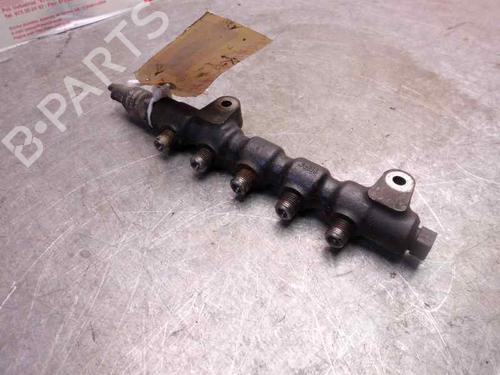 Used Injection rail Injection rail 1656439 1656439