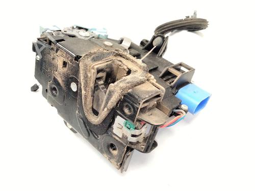 Front left lock SKODA ROOMSTER (5J7) 1.6 TDI | BP26438427C98 