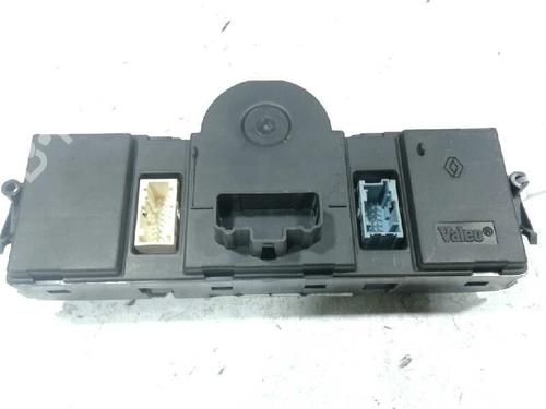 Climate control RENAULT SCÉNIC II (JM0/1_)  | BP9304222I5 