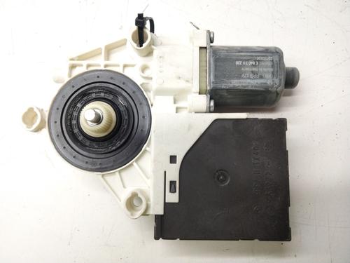Used Right front window motor Right front window motor VW CADDY IV Box Body/MPV (SAA, SAH) 2.0 TDI (102 hp) 36292987 36292987