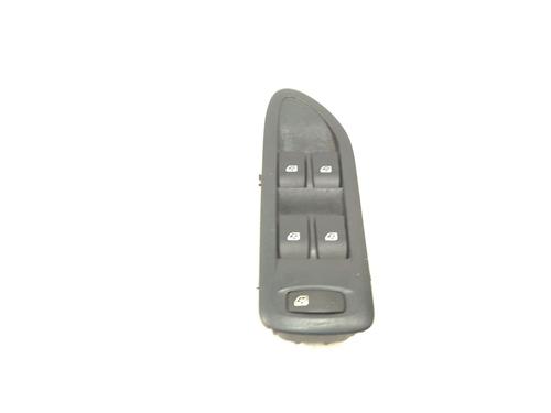 Used Left front window switch Left front window switch RENAULT LAGUNA II (BG0/1_) 2.0 dCi (BG14, BG1S) (173 hp) 34716182 34716182