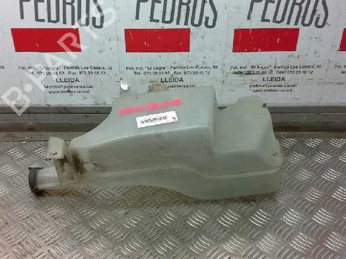 Used Windscreen washer tank IVECO DAILY III Van 35 C 12 V, 35 S 12 V (AGKA43A2, AGKB43A2, AGKB46A2,... (116 hp) 7423549