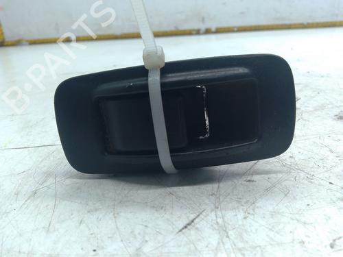 Used Right rear window switch TOYOTA COROLLA Verso (ZER_, ZZE12_, R1_) 2.2 D-4D (AUR10_, AUR10R) (136 hp) 29712336