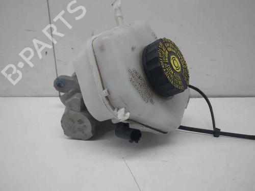 Used Brake master cylinder BMW 3 Touring (F31) 320 d (190 hp) 10489016