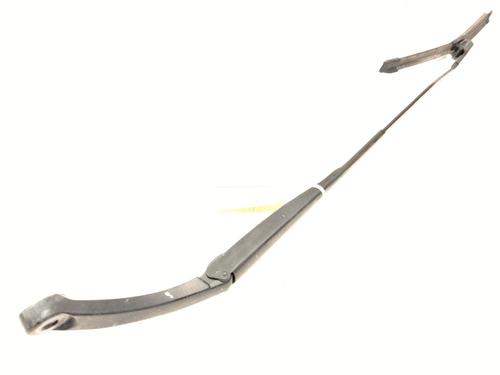 Used Front windshield wiper arm DACIA DOKKER Box Body/MPV 1.5 dCi 75 / Blue dCi 75 (FEJW, FEAH) (75 hp) 31337937
