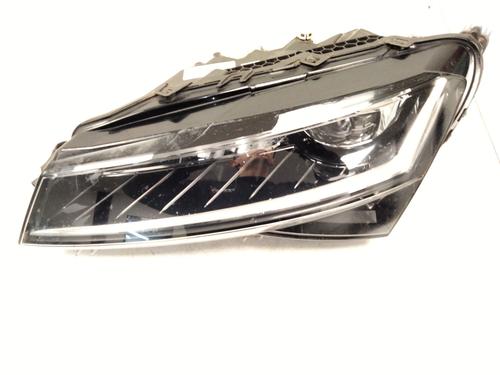 Used Left headlight SKODA SUPERB III Estate (3V5) [2015-2024]  13369539