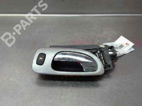 Used Rear left interior door handle Rear left interior door handle PEUGEOT 307 Break (3E) 2.0 HDI 90 (90 hp) 3212516 3212516