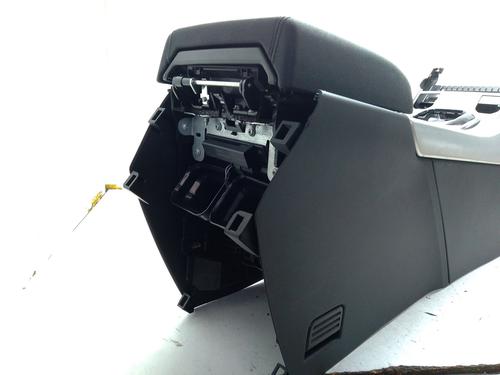 Armrest / Center console LAND ROVER RANGE ROVER EVOQUE (L538) 2.0 D | BP33027599I20 - Image 3