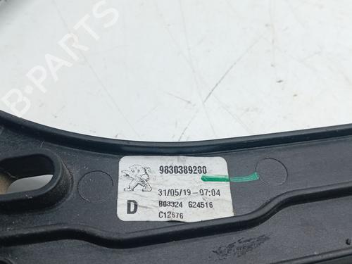 Front right window mechanism PEUGEOT 3008 II SUV (MC_, MR_, MJ_, M4_) 1.5 BlueHDi 130 | BP28567058C23