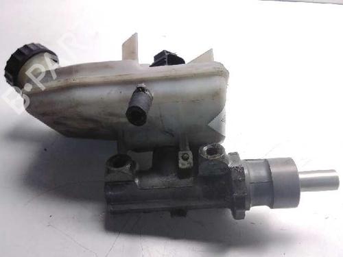 Used Brake master cylinder FORD TRANSIT Van (FA_ _) [2000-2006]  10489029