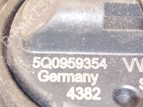 Electronic sensor VW TIGUAN (5N_) 2.0 TDI 4motion | BP25228366M84 - Image 3