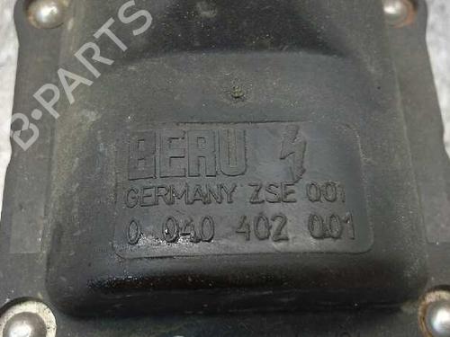 Used Ignition coil AUDI 80 B3 Saloon (893, 894, 8A2) 2.0 quattro (115 hp) 1710746