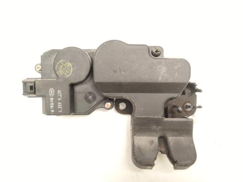 Used Tailgate lock Tailgate lock KIA CERATO I Hatchback (LD) 2.0 (143 hp) 36561877 36561877
