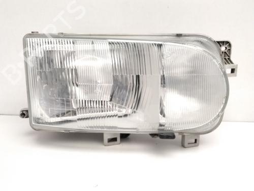 Used Right headlight NISSAN VANETTE CARGO Van (HC 23) 1.6 i (97 hp) 29538950