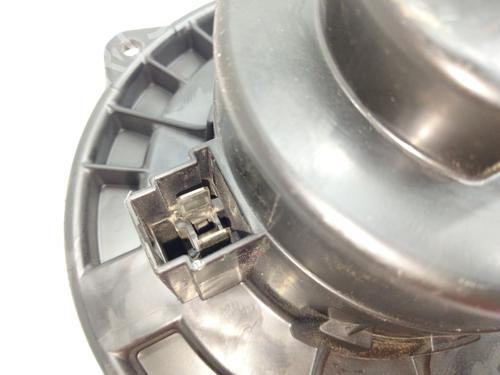 Heater blower motor JEEP GRAND CHEROKEE II (WJ, WG) 2.7 CRD 4x4 | BP17493842M62 