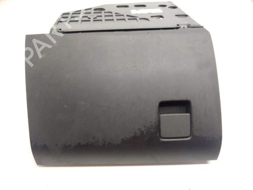 Used Glove box Glove box 17493577 17493577