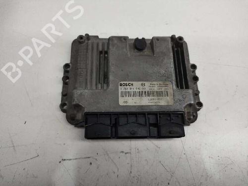 Computer motormanagement RENAULT MEGANE II (BM0/1_, CM0/1_) [2001-2012]  11602370