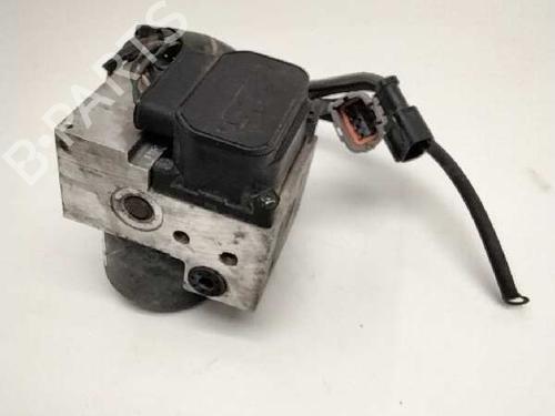 Used Control unit NISSAN PRIMERA Hatchback (P11) 2.0 TD (90 hp) 1359348