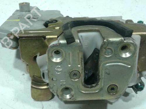 Used Front right lock NISSAN PRIMERA Hatchback (P11) [1996-2002]  8064112
