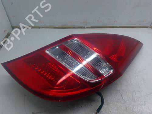 Used Right taillight Right taillight 32296319 32296319