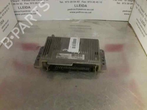 Used Engine control unit (ECU) RENAULT MEGANE I Classic (LA0/1_) 1.6 e (LA0F, LA0S) (90 hp) 156717