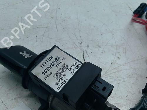 Ignition barrel PEUGEOT 607 (9D, 9U) 3.0 V6 24V | BP30617427M48 - Image 3