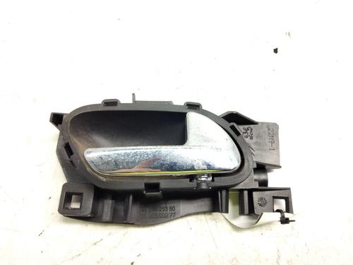 Used Front right interior door handle PEUGEOT 308 SW I (4E_, 4H_) 1.6 HDi (109 hp) 16103305