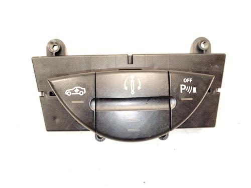 Used Switch MERCEDES-BENZ CLS (C218) CLS 350 CDI / d (218.323) (265 hp) 25228783