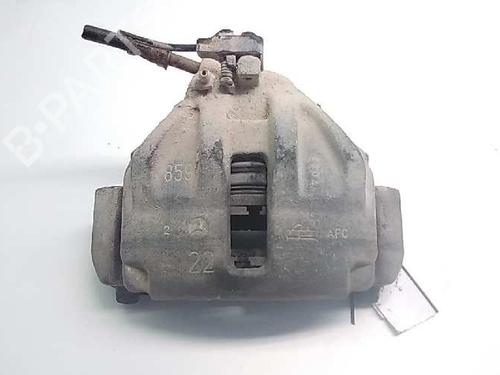 Used Right front brake caliper MERCEDES-BENZ VITO Van (W638) [1997-2003]  11602766