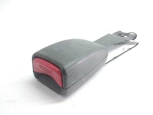 Used Seat buckle MITSUBISHI PAJERO III (V7_W, V6_W) 3.2 Di-D (V68W, V78W) (165 hp) 17057836