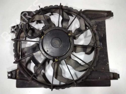 Used Radiator fan HYUNDAI SANTA FÉ II (CM) [2005-2015]  10421626