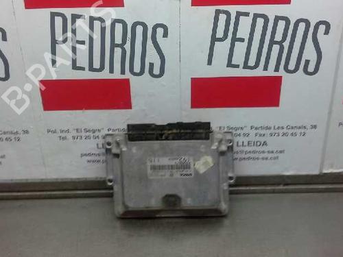 Calculateur moteur (ecu) FIAT STILO (192_) 1.9 D Multijet (100 hp) 704868
