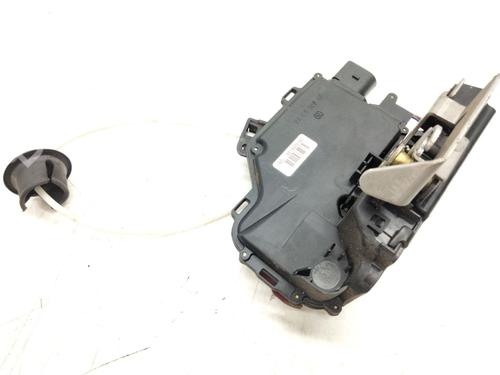 Front right lock AUDI A4 B6 (8E2) 1.9 TDI | BP19341885C97 