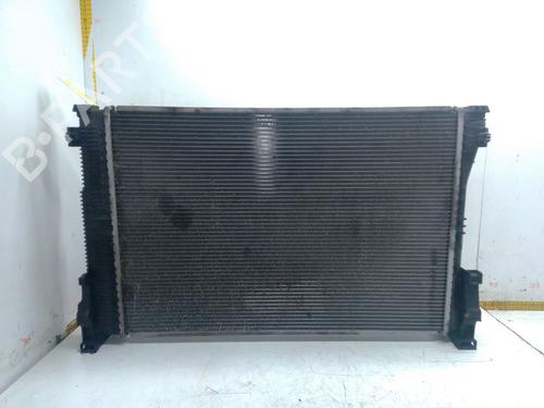 water-radiator-mercedes-benz-e-class-t-model-s212-2009-2010-2011-2012-2013-2014-2015-2016-32206913 main image