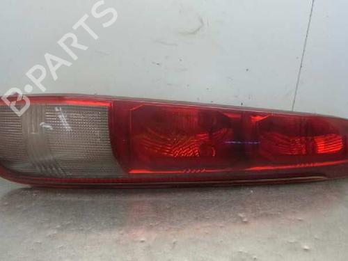 Used Right taillight NISSAN X-TRAIL I (T30) 2.2 dCi (136 hp) 3193437