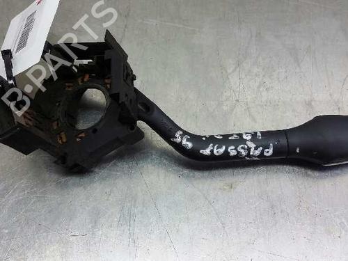 Used Steering column stalk Steering column stalk VW PASSAT B3/B4 (3A2, 35I) 1.9 TDI (90 hp) 1545210 1545210
