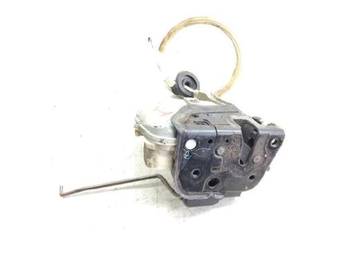 Fechadura frente esquerda AUDI A3 (8P1) 2.0 TDI 16V (140 hp) 4F1877016