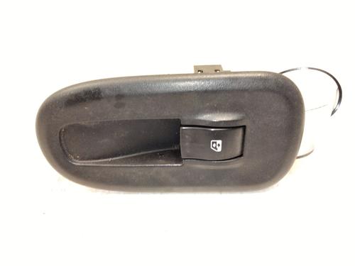 Used Right front window switch RENAULT MASTER III Van (FV) 2.3 dCi 125 FWD (FV0C, FV0D, FV0G, FV0H, FV0J, FV0K,... (125 hp) 31665591