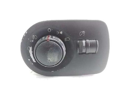 Used Headlight switch SEAT LEON (1P1) [2005-2013]  17057561