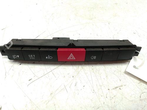 Used Warning switch Warning switch OPEL COMBO Box Body/MPV (X12) 1.3 CDTI (B05) (90 hp) 40195711 40195711