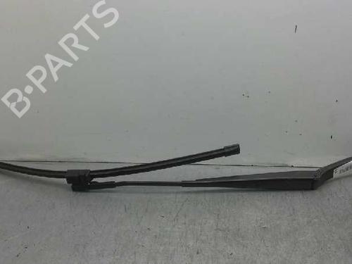 Used Front windshield wiper arm AUDI A3 (8P1) 2.0 TDI 16V (140 hp) 3467845