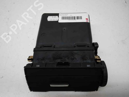 Used Air vent FORD KUGA I [2008-2012]  11646982