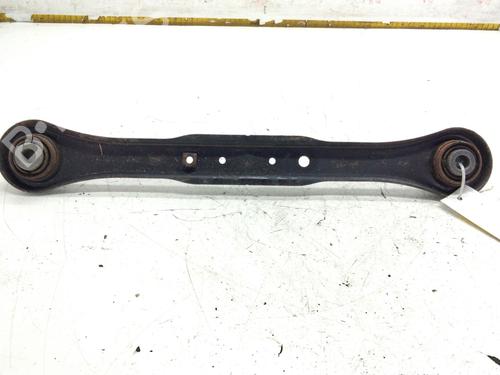 Used Right rear suspension arm Right rear suspension arm LAND ROVER RANGE ROVER EVOQUE (L538) 2.0 D (150 hp) 33042197 33042197