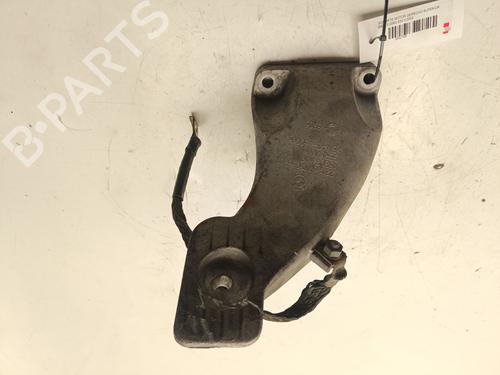 Used Engine mount BMW 5 (E60) 530 d (218 hp) 25226751