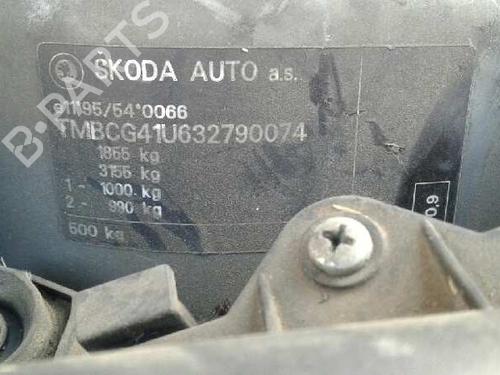 Trunk håndtak SKODA OCTAVIA I (1U2)  | BP10658016C132 