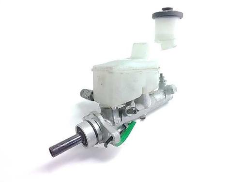 Used Brake master cylinder TOYOTA RAV 4 II (_A2_) [2000-2005]  17955299