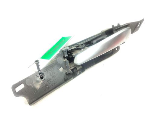 Used Front left interior door handle Front left interior door handle 19806338 19806338