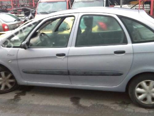 Left headlight CITROËN XSARA PICASSO (N68) 2.0 HDi | BP6788624C28 